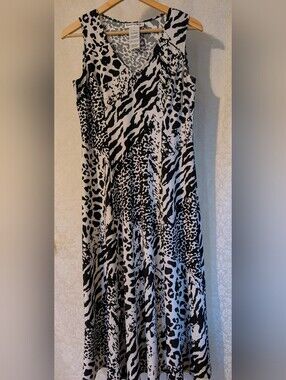 Danny & Nicole Sz.10 Animal Print Sleeveless Dress